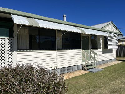 17 James Street, Kingaroy