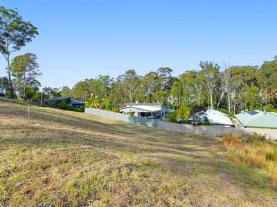 4 Currawong Crescent, Malua Bay