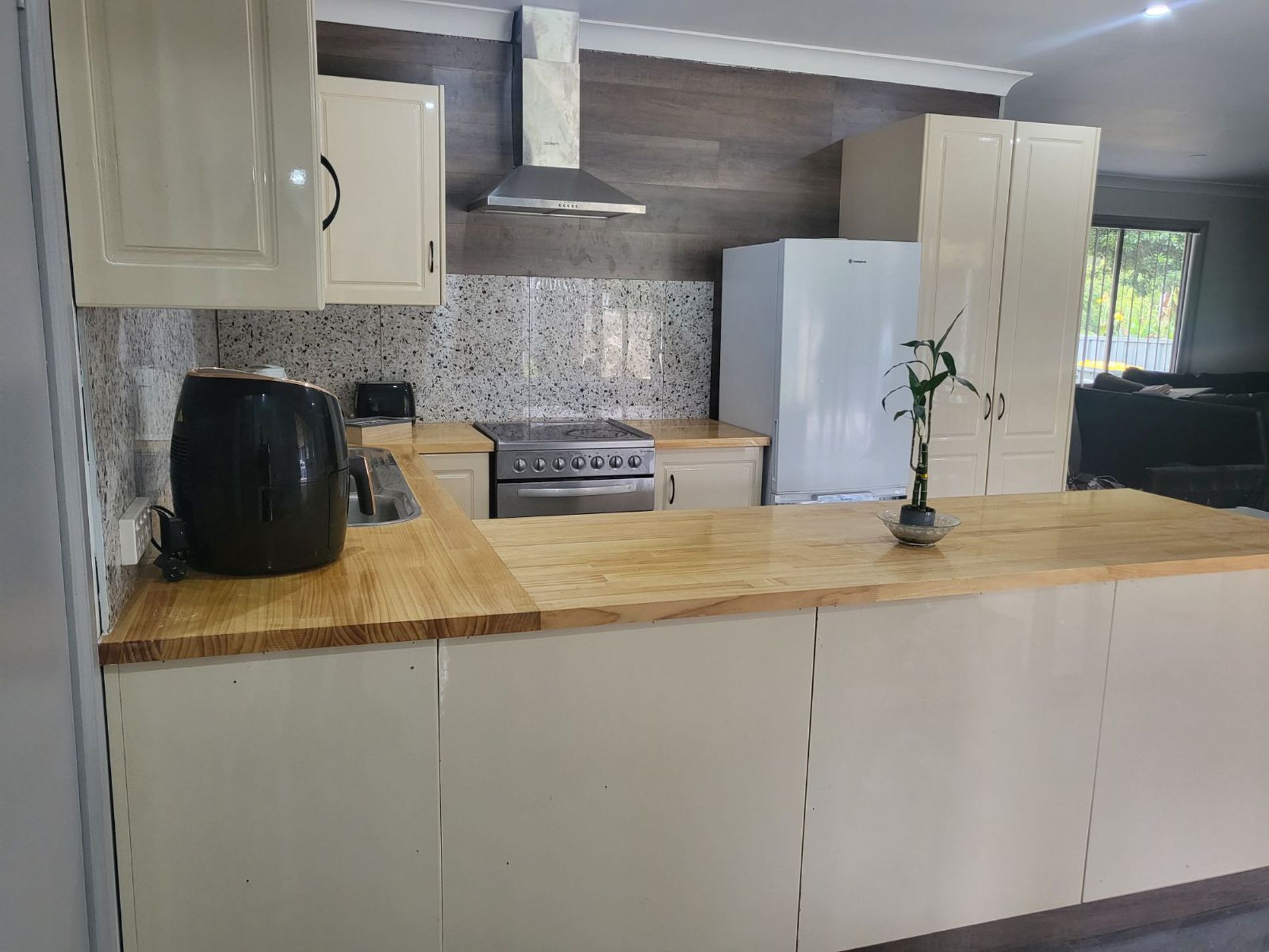 4 Alma Avenue, Fishermans Paradise