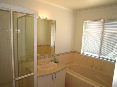 12 Parkway Drive, Strathfieldsaye
