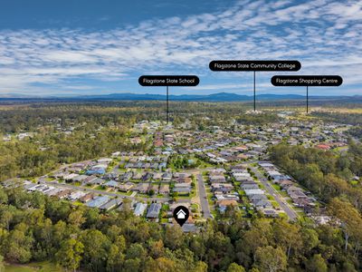 34 Songbird Circuit, Flagstone