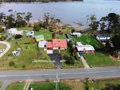 6687 Channel Highway, Deep Bay