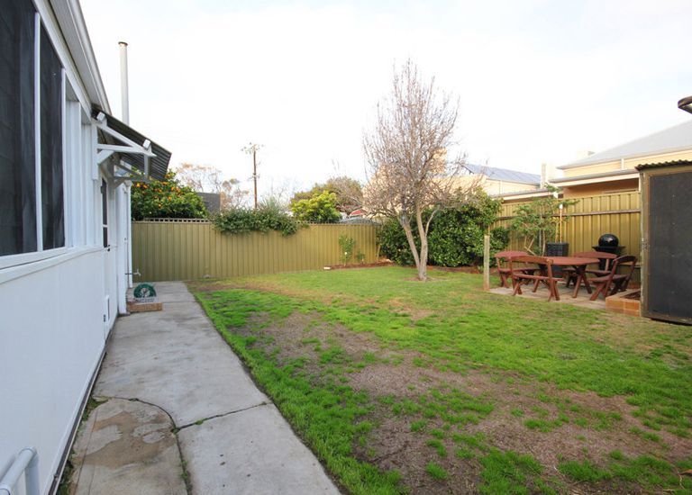22 Fulton Street, Glenelg North
