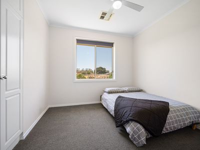 2 Grays Lane, Millicent
