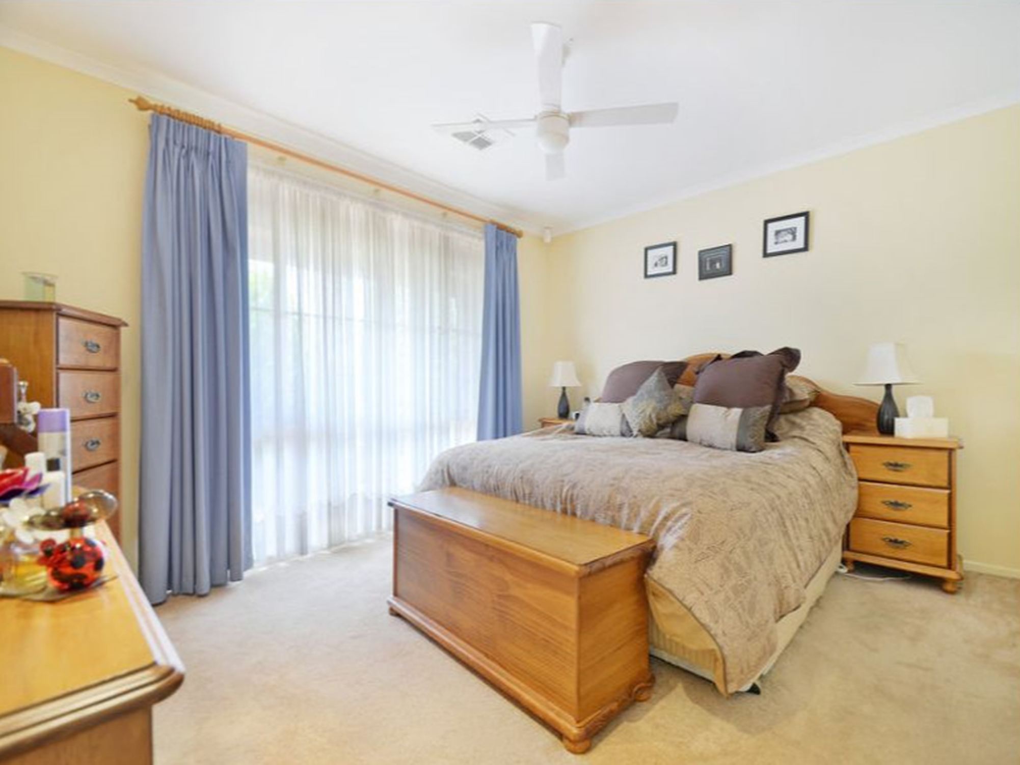 8 Rockingham Drive, Lightsview