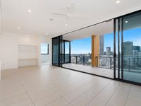 2503 / 19 Hope Street, South Brisbane