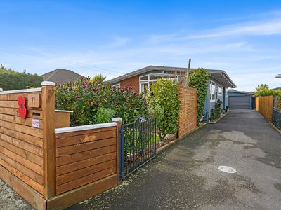 71 Main Road, Redcliffs