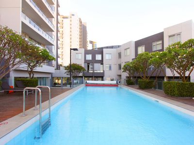 22 / 19 The Circus, Burswood