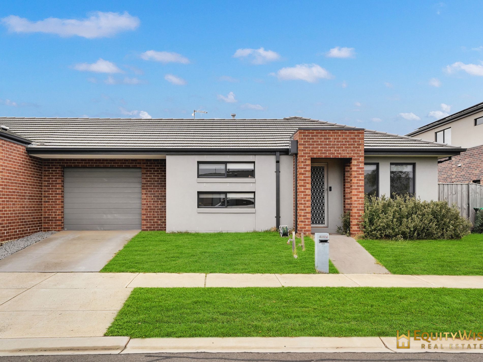 3 Tangerine Road, Manor Lakes