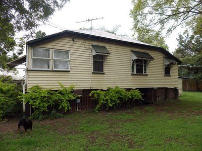 90 Williams Street West, Coalfalls