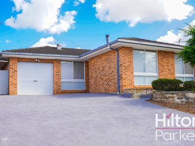 6 Renata Place, Hassall Grove