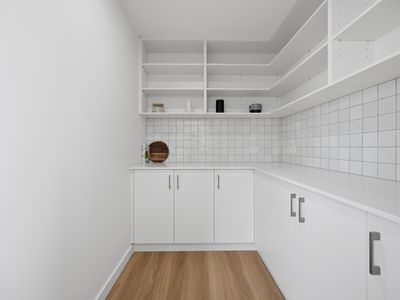 2 / 61 Stanley Street, Summerhill