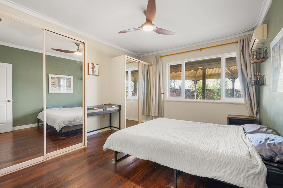 135 Safety Bay Road, Shoalwater