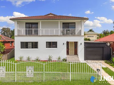 10 Glenlea Street, Canley Heights
