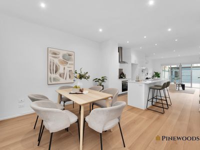 2/60 Cradle mountain drive, Craigieburn