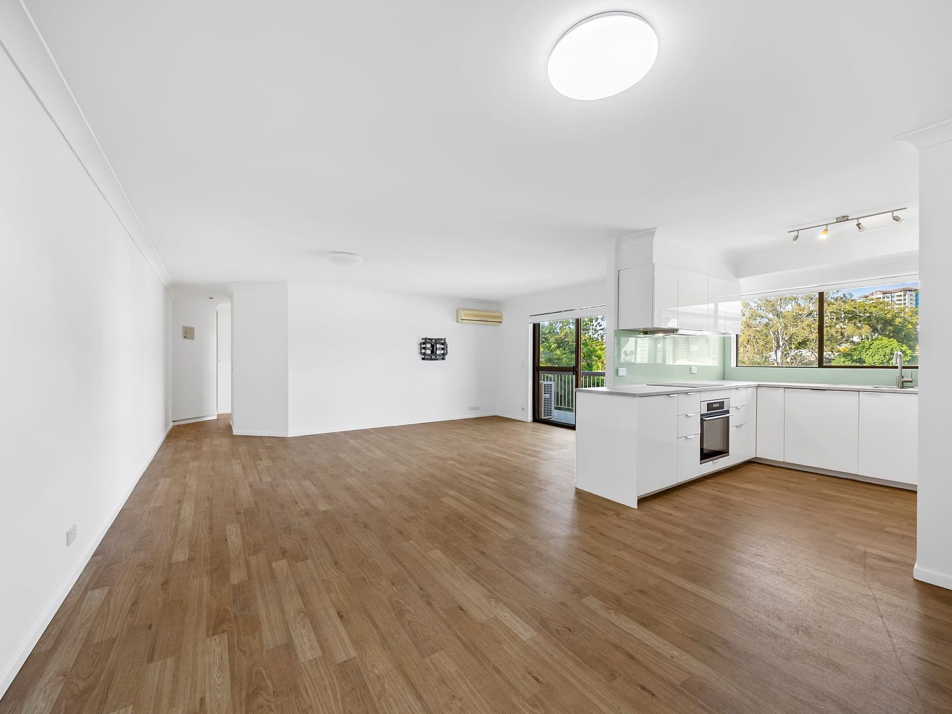 10 / 66 Oxford Terrace, Taringa