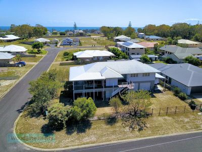 2 Wollemi Cl, Woodgate