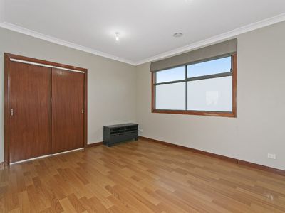 17 Mangana Drive, Mulgrave