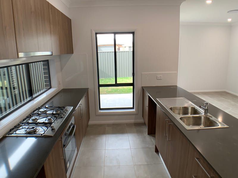 13A Water gum Road, Gregory Hills