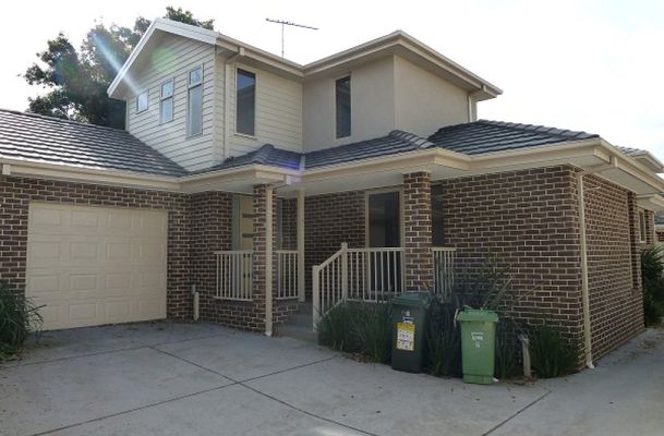 2 / 33 Riddle Street, Westmeadows