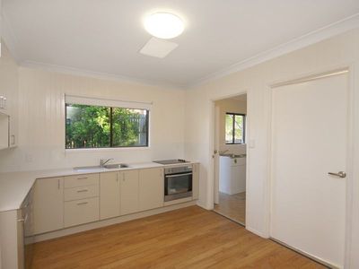 13 Blackwood Ave, North Ipswich
