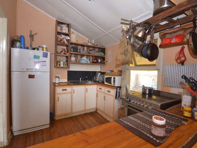 4 Freeburgh Avenue , Mount Beauty