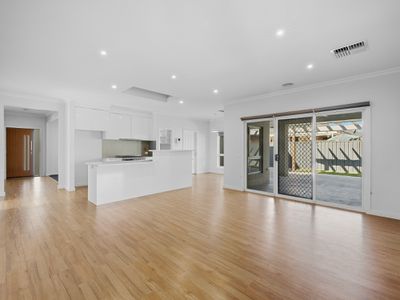 10 Vista Drive, Wangaratta