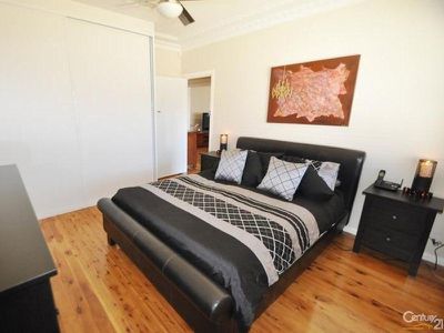 323 Fitzroy Street, Dubbo