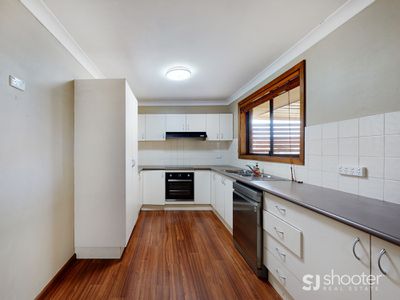 11 Springfield Way, Dubbo