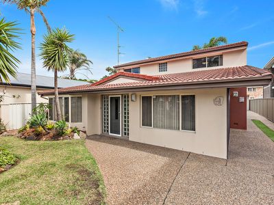 32 Peterborough Avenue, Lake Illawarra