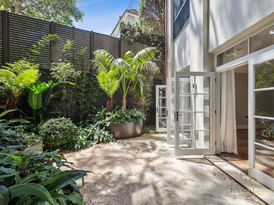 1 / 147 Darling Point Road, Darling Point