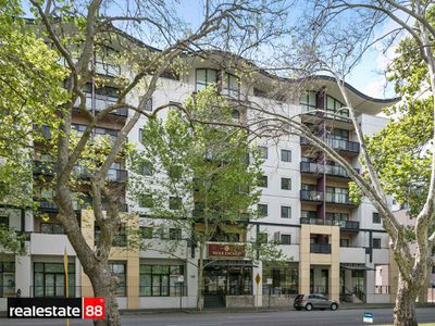 202  /  126 Mounts Bay Road, Perth