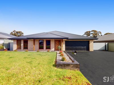 39 Lincoln Parkway, Dubbo