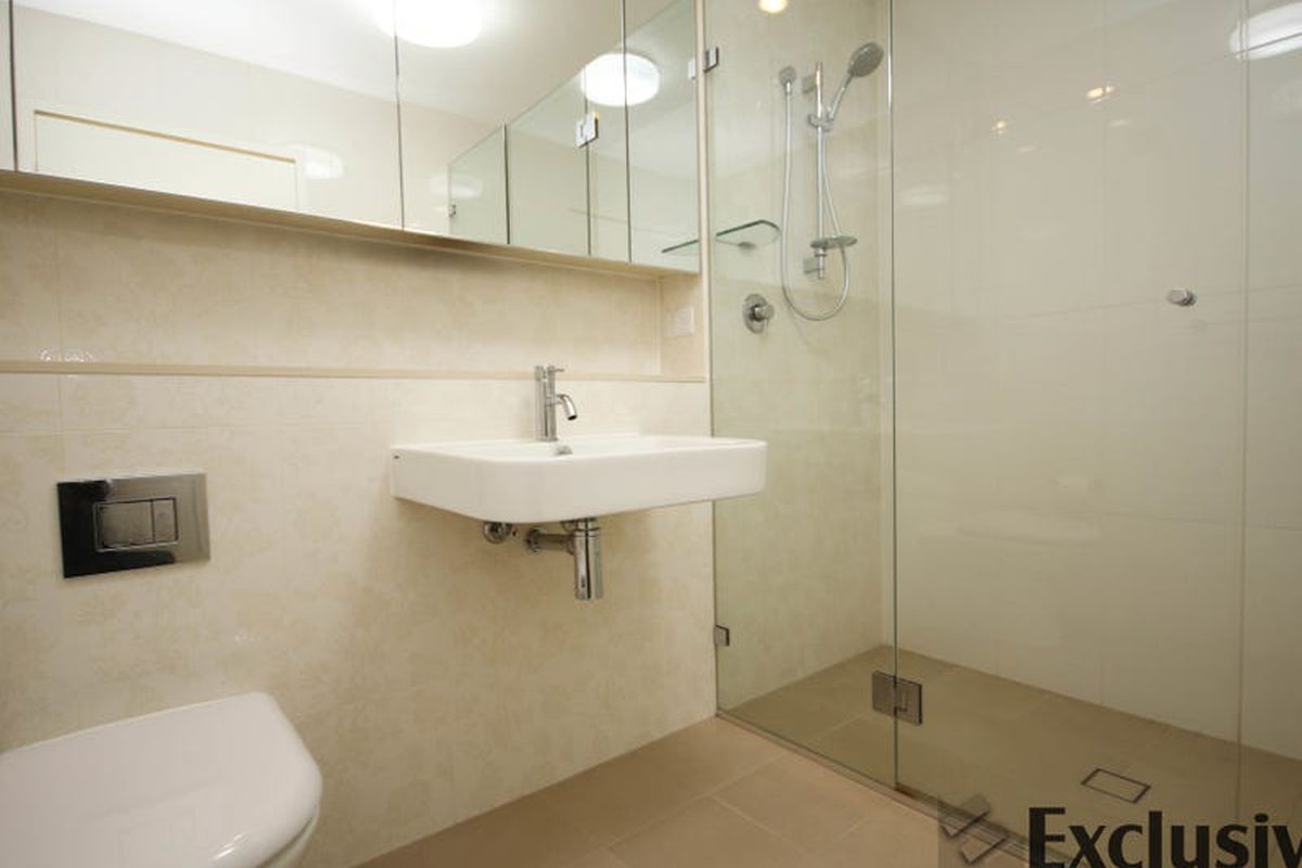 510 / 2 Peninsula Drive, Breakfast Point