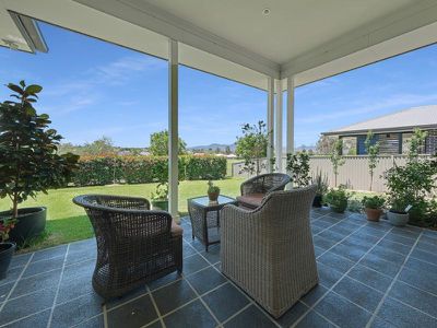 7 Sanctuary Place, Hillvue