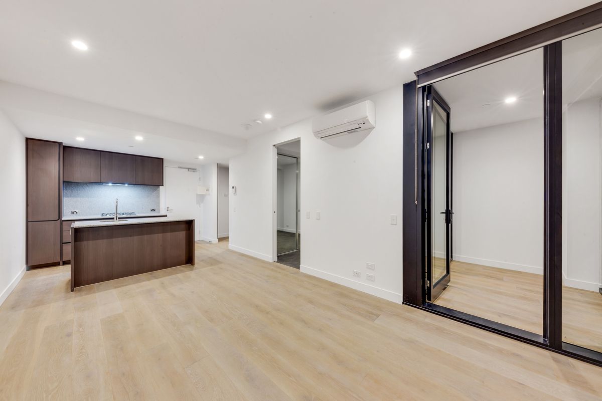 3917/160 Victoria Street, Carlton