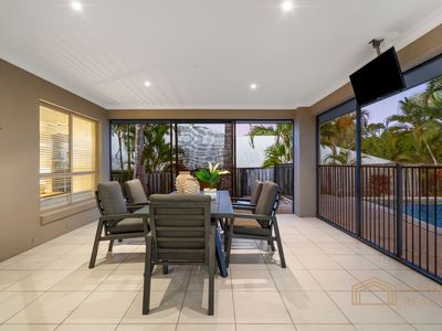 4 SLIPSTREAM ROAD, Coomera