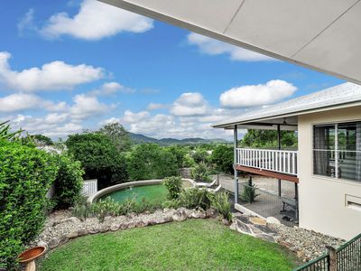 33 Eugenia Crescent, Redlynch