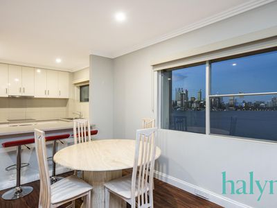 E13 / 9 Parker Street, South Perth