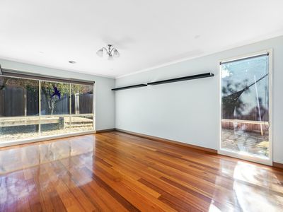 13 Munro Close, Hampton Park