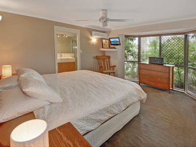 40 Poinsettia Avenue, Mooloolaba