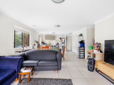 56 Wedmore Crescent, Sunbury