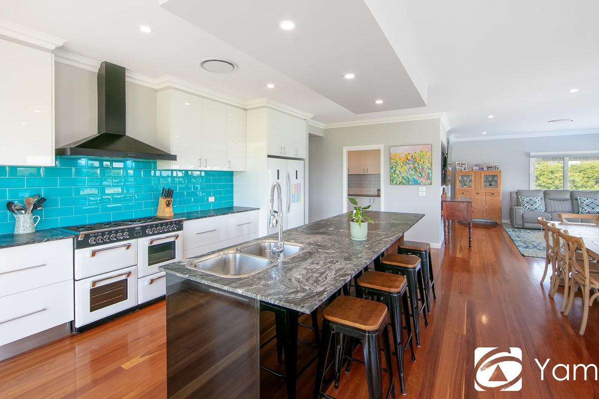 12 Wiblens Lane, Palmers Island