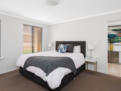 2 Purna Place, Hannans