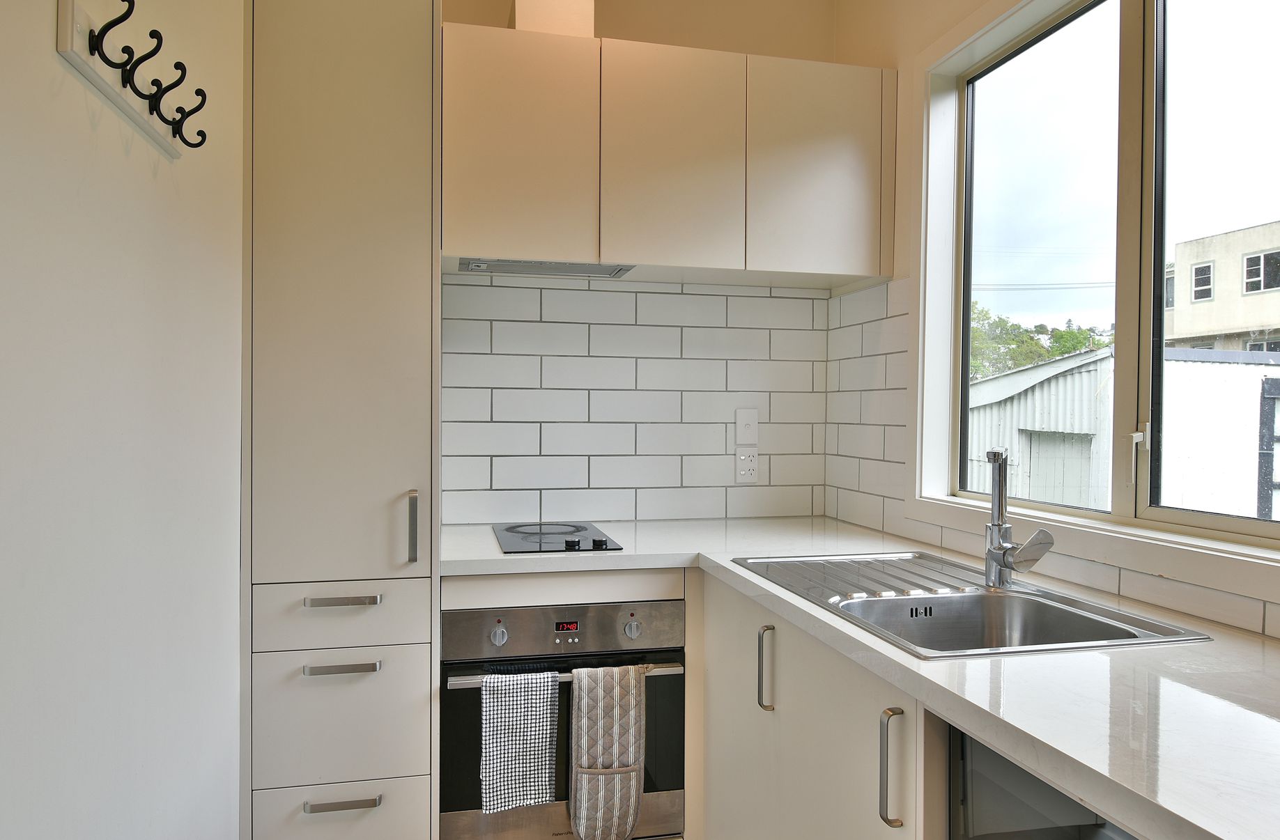 9 Carlyle St , North East Valley