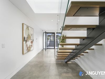 2A Phillip Avenue, Cabramatta