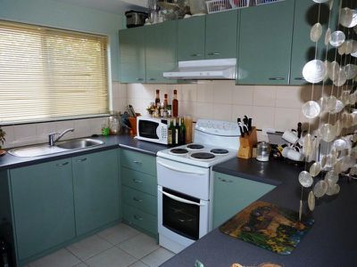 6 Palm Avenue, Horsham