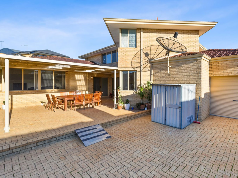 39 Castellon Crescent, Coogee