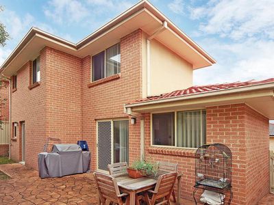 2 / 13 Eucumbene Avenue, Flinders