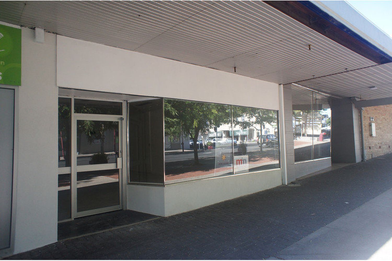 30 Roberts Avenue, Horsham